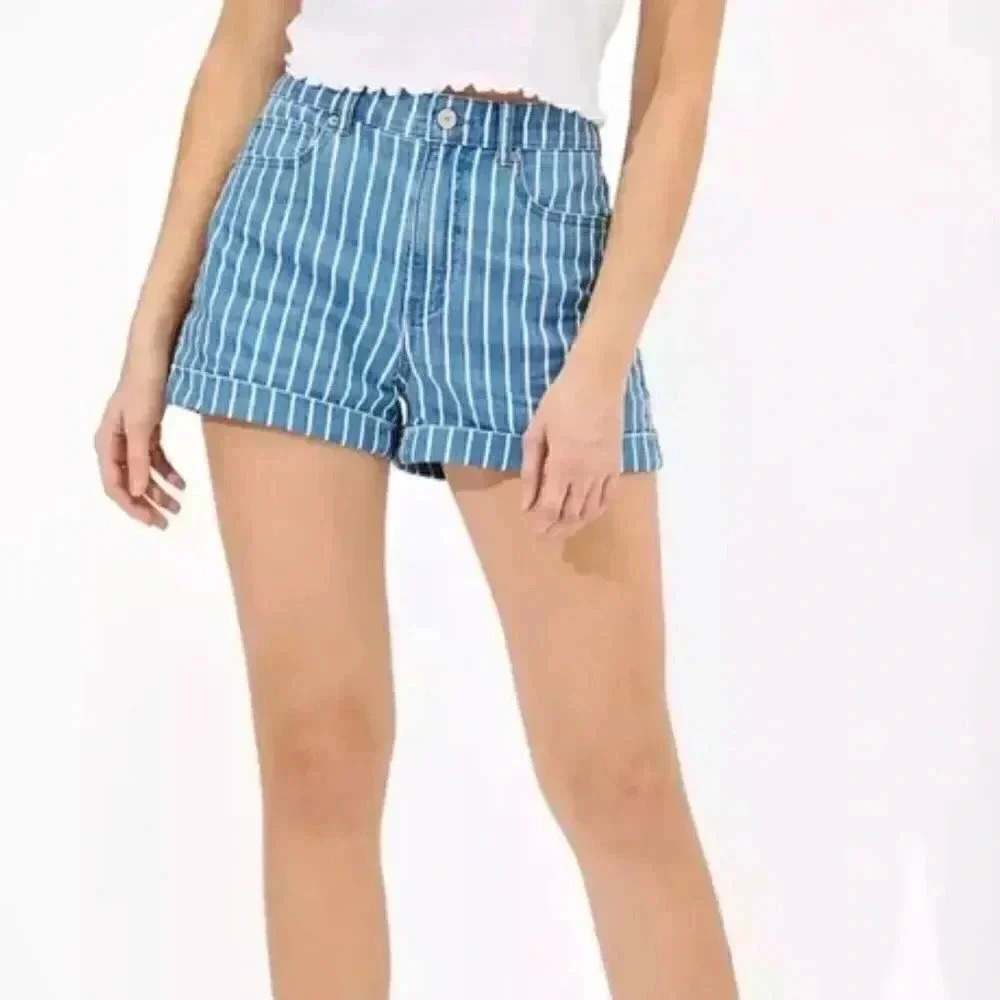 NWT American Eagle Women's Size 2 Striped Mom Denim Shorts Blue Cotton Stretch